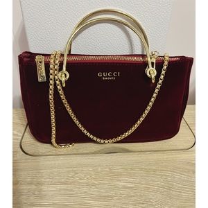 Gucci Beauty Pouch To Crossbody Purse
Velvet Burgundy Gold Chain Small Handbag